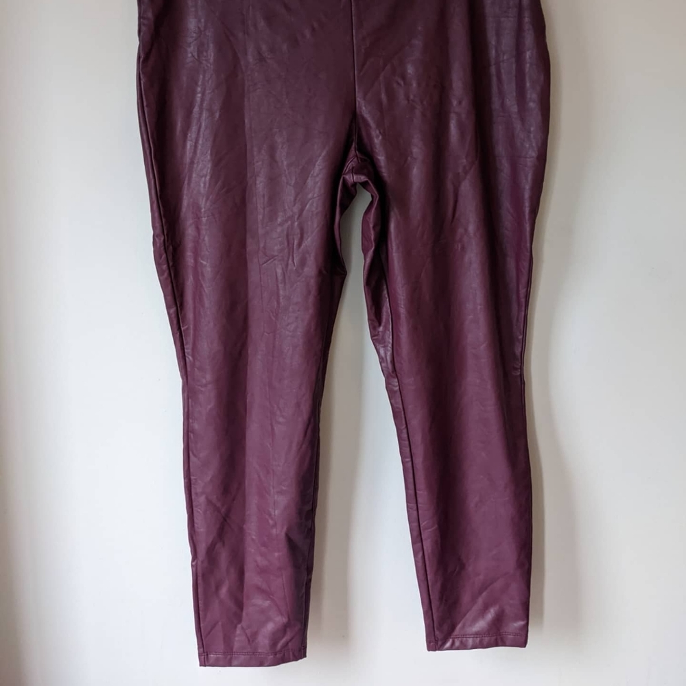 Pleather legging